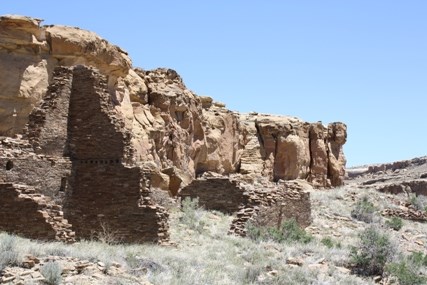 Hungo Pavi with ancient stairway in the backround