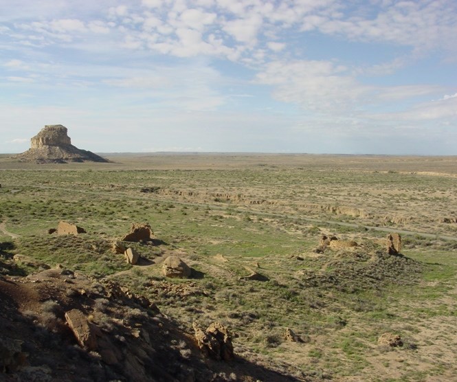 Photo of Una Vida from cliff side