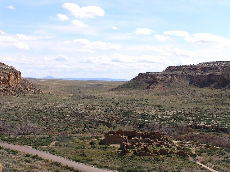 Photo of Pueblo del Arroyo and South Gap