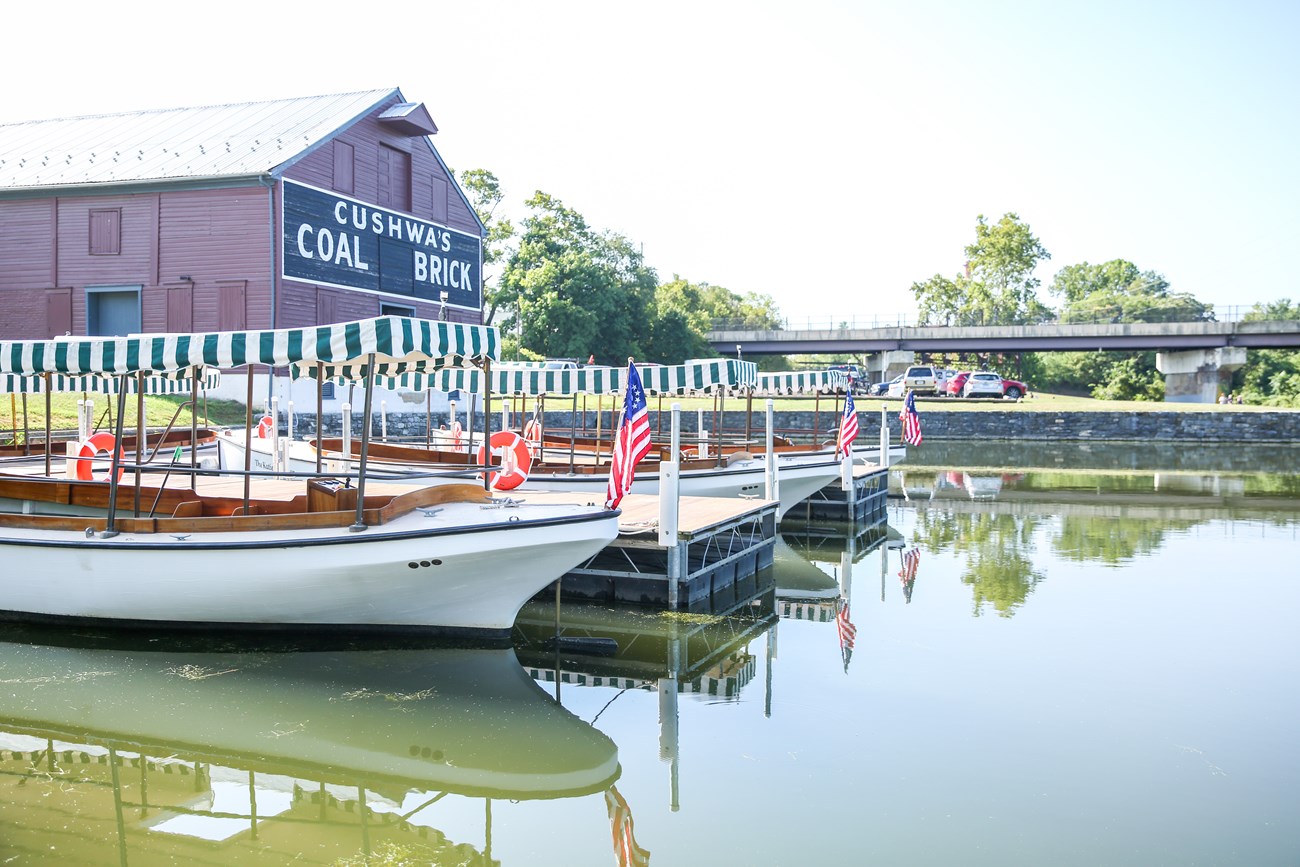 Boats docked at the Cushwa Basin