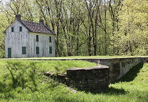 Lock 56 and lockhouse in the spring Lock 56 and lockhouse in the spring