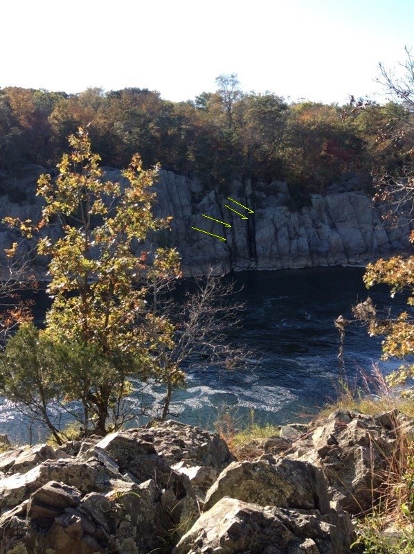 Lamprophyre dikes in Mather Gorge