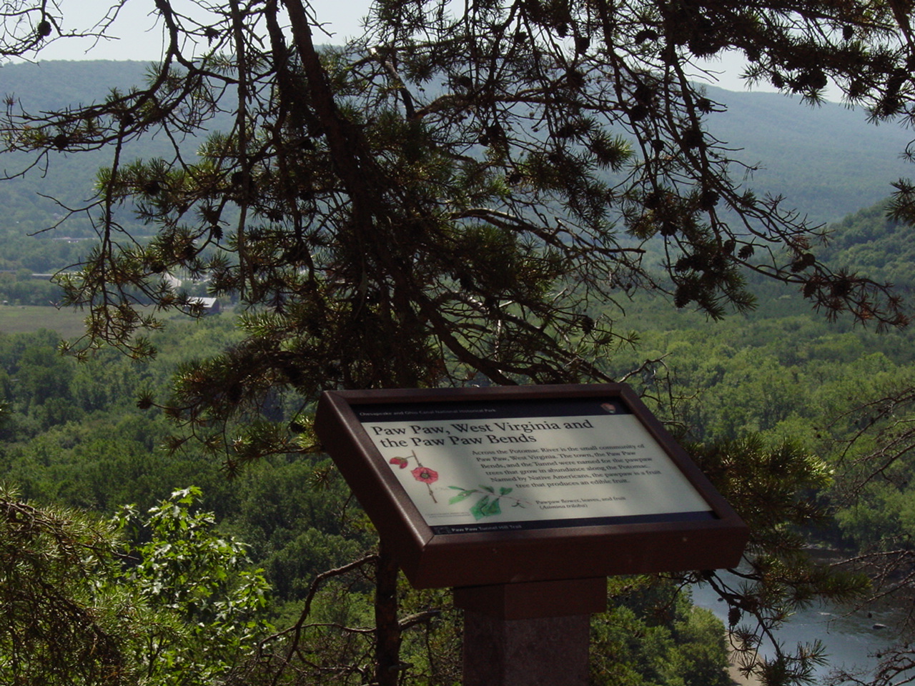 Tunnel Hill Trail River overlook wayside