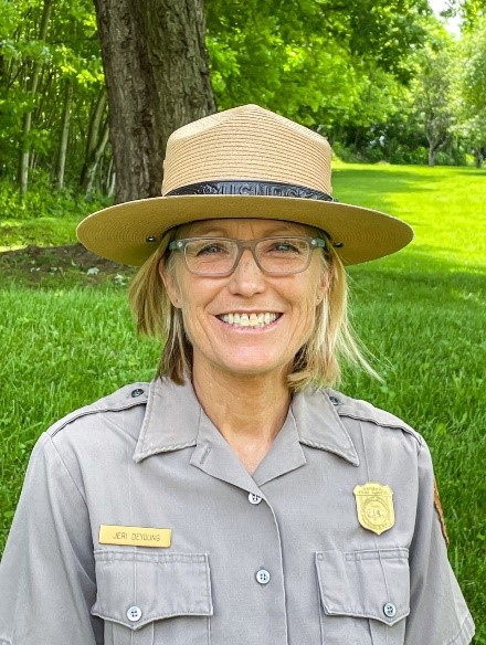 Photo of Jeri DeYoung Photo of Jeri DeYoung