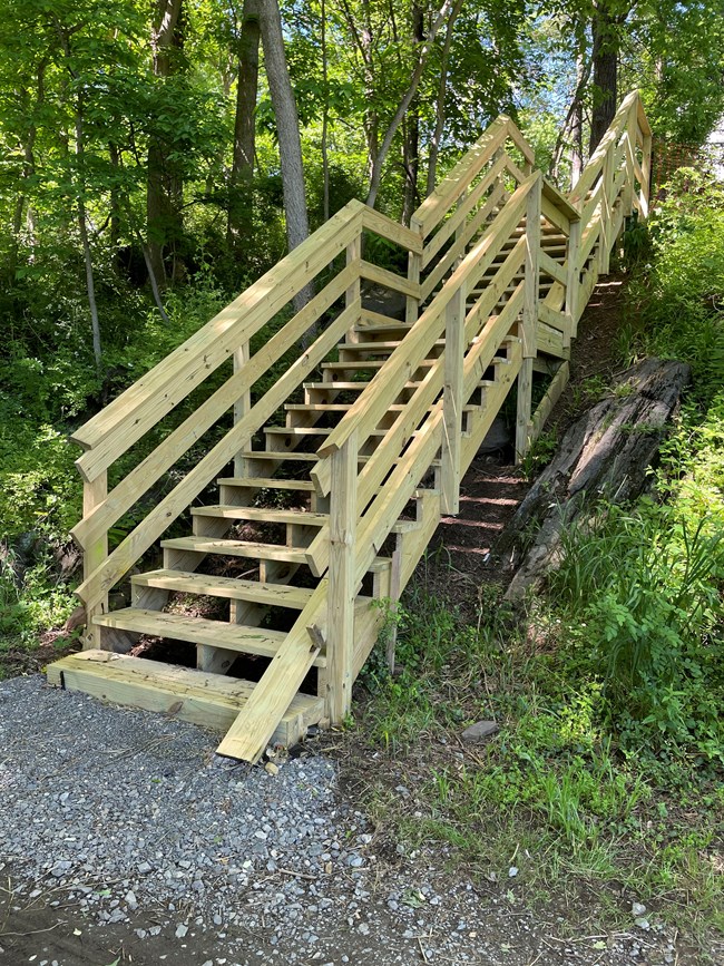 Dam 5 Stairs