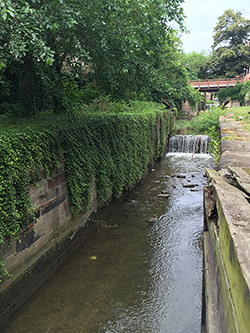 Lock 4 near Georgetown Visitors Center. Lock 4 near Georgetown Visitors Center.