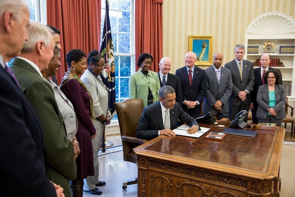 Obama signs proclamation