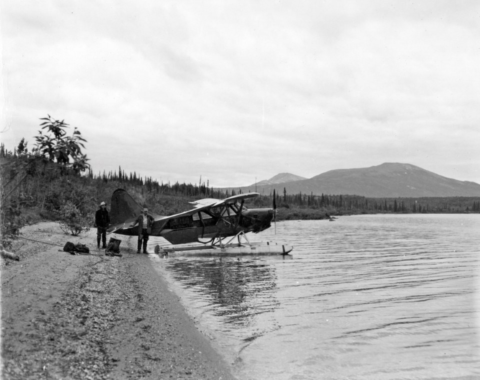 Black and white 1952 photograph of Walker Lake