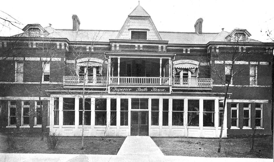 Historic photo of the first Superior bathhoouse built in the early 1900's.