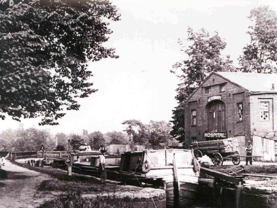 Georgetown’s Veterinary Hospital back during the heyday of the Canal.
