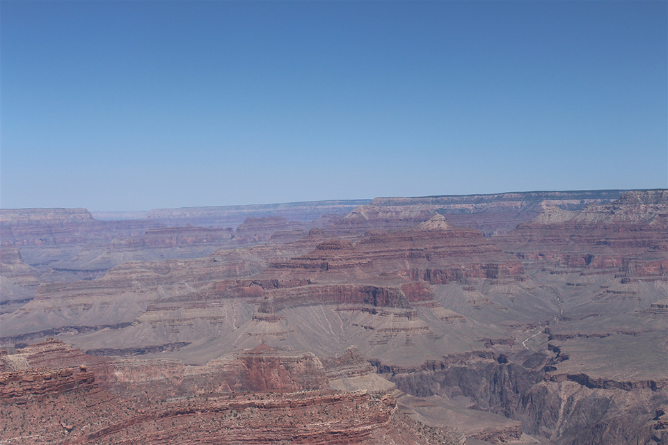 Clear day in Grand Canyon National Park