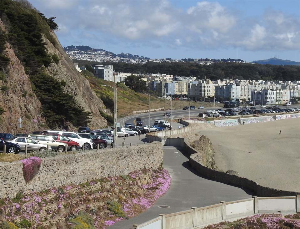 cars parked along the cliff