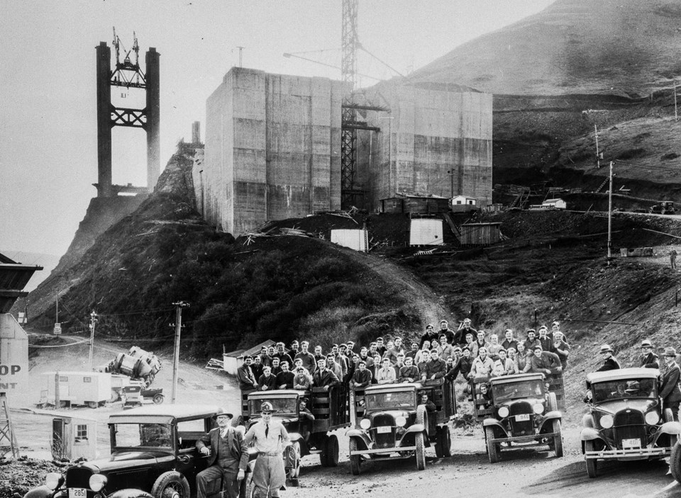 construction of the golden gate bridge