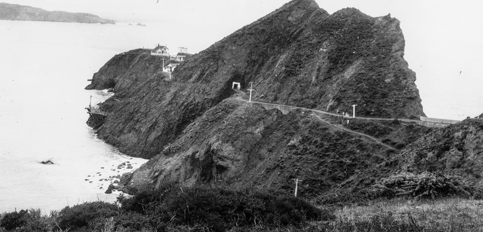 point bonita in black and white