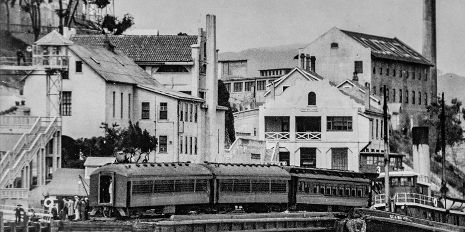 dock of alcatraz island
