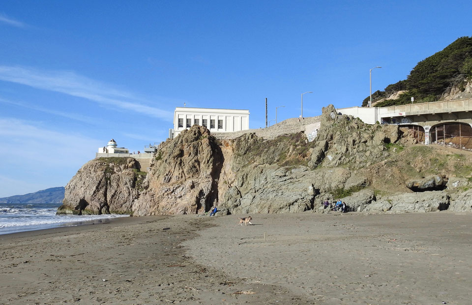 Photo of people watching 2nd Cliff House Fire from beach