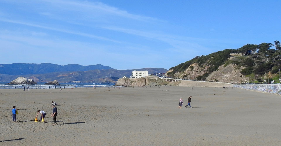 Photo of Ocean Beach, Seal Rocks, adn the Cliff House in 1896