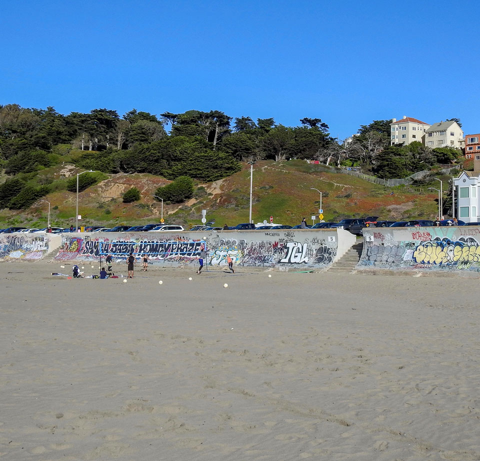Photo of people in front of the Ocean Beach Pavilion 1898