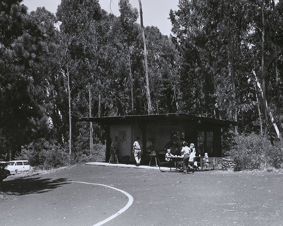 Hosmer Grove Campground Shelter (1962)