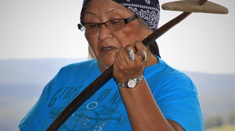 Tú·kes (digging sticks) of the Nez Perce (U.S. National Park Service)