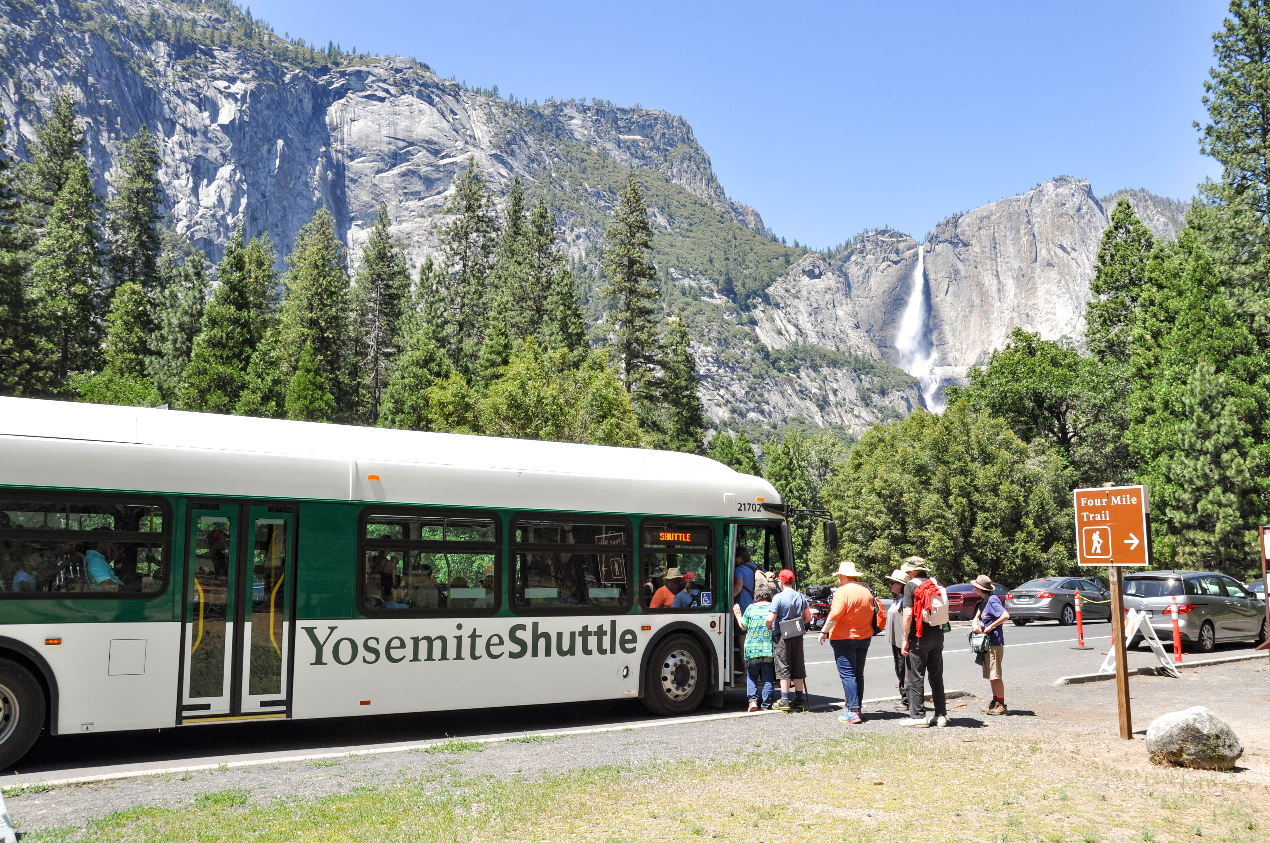 Valley Shuttle Stop 11: Four Mile Trailhead