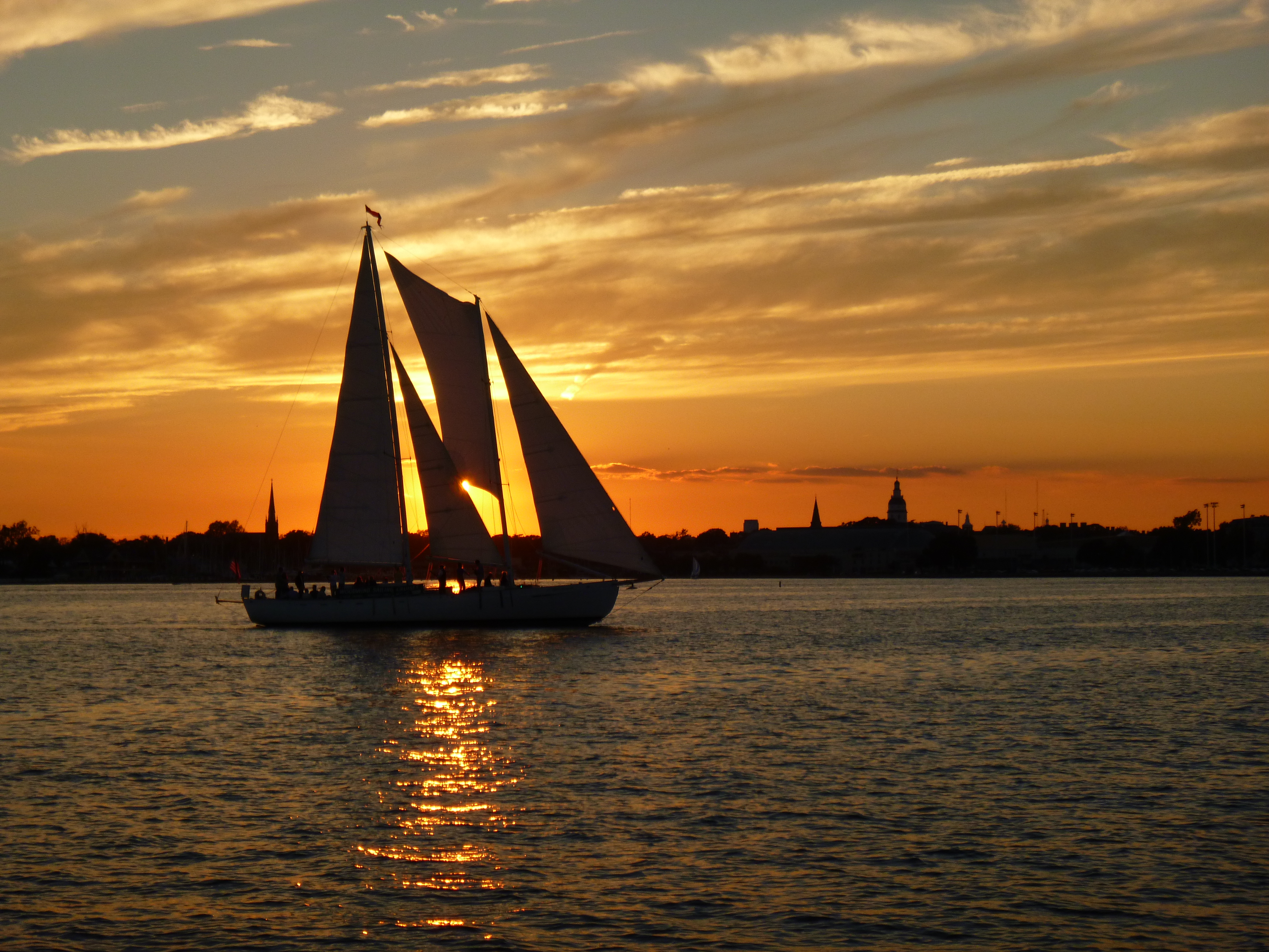 Annapolis Sailing Cruises: Schooner Woodwind