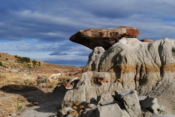 A caprock near along the top of a clay butte.