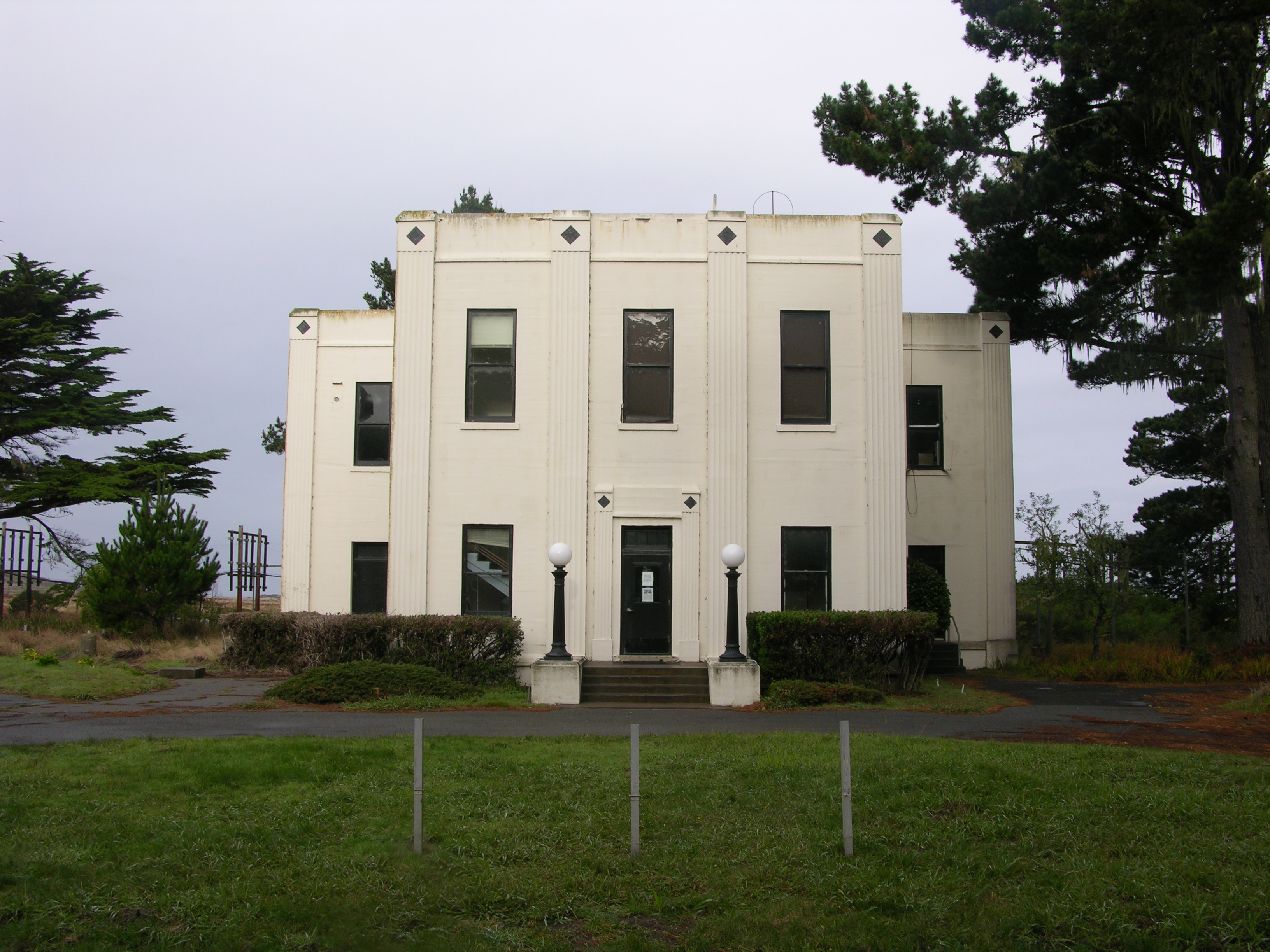 The Historic KPH Maritime Radio Receiving Station at Point Reyes National Seashore
