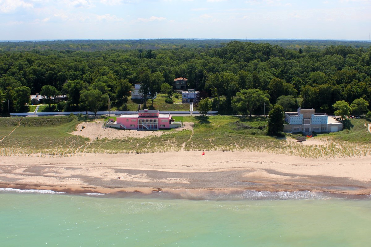 Aerial view from the lake looking south at the Century of Progress homes.