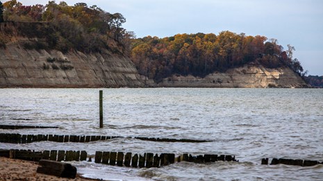 Menokin Bay