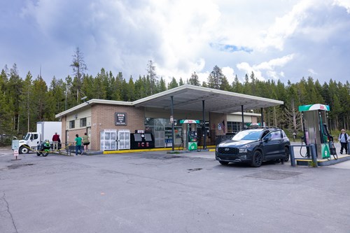 Canyon Gas and Service Station