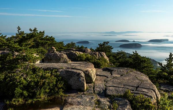 A clear view of the Porcupine Islands from the summit of Champlain Mountain just after sunrise.
