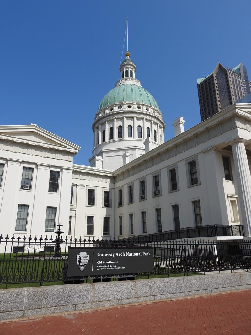 Visit the Old Courthouse