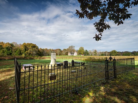 Visitor Center to Stone Family Cemetery