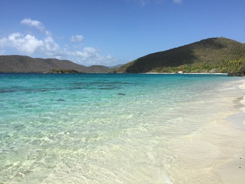 Cinnamon Bay Beach