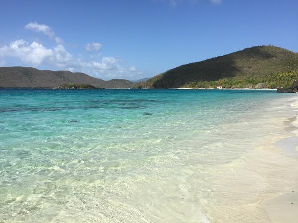 Cinnamon Bay Beach