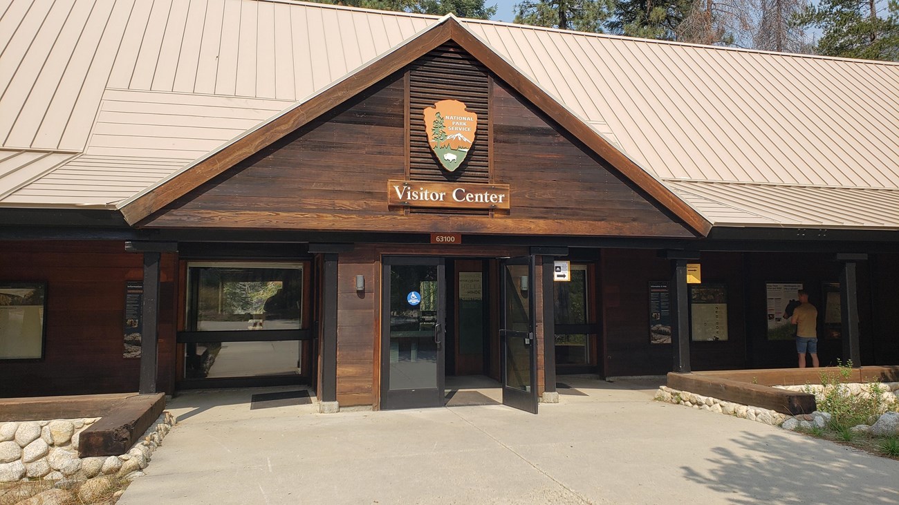 Lodgepole Visitor Center