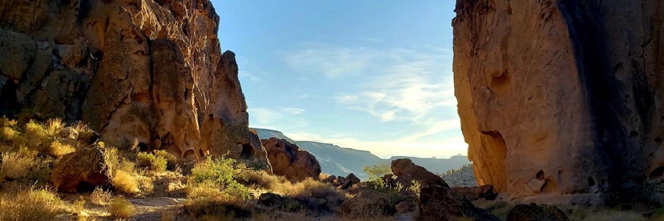 Banshee Canyon, along the Rings Loop Trail