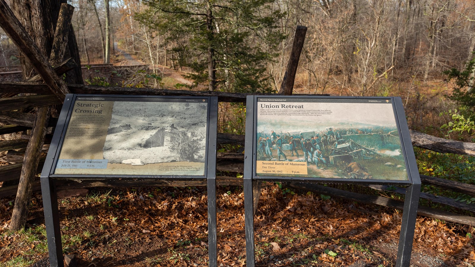 A drawing of the battle wall is on the left panel. Men fighting is displayed on the right panel.