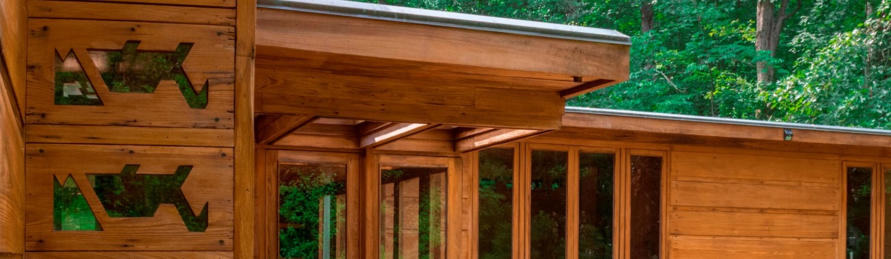 Frank Lloyd Wright\'s signature style is evident in the Pope-Leighey House.