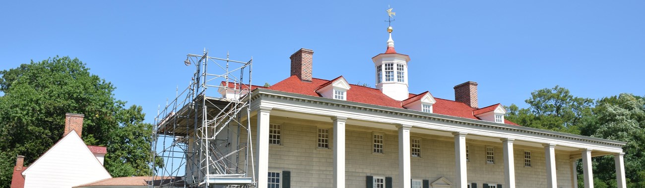 A view of the back portico of the Mount Vernon Mansion