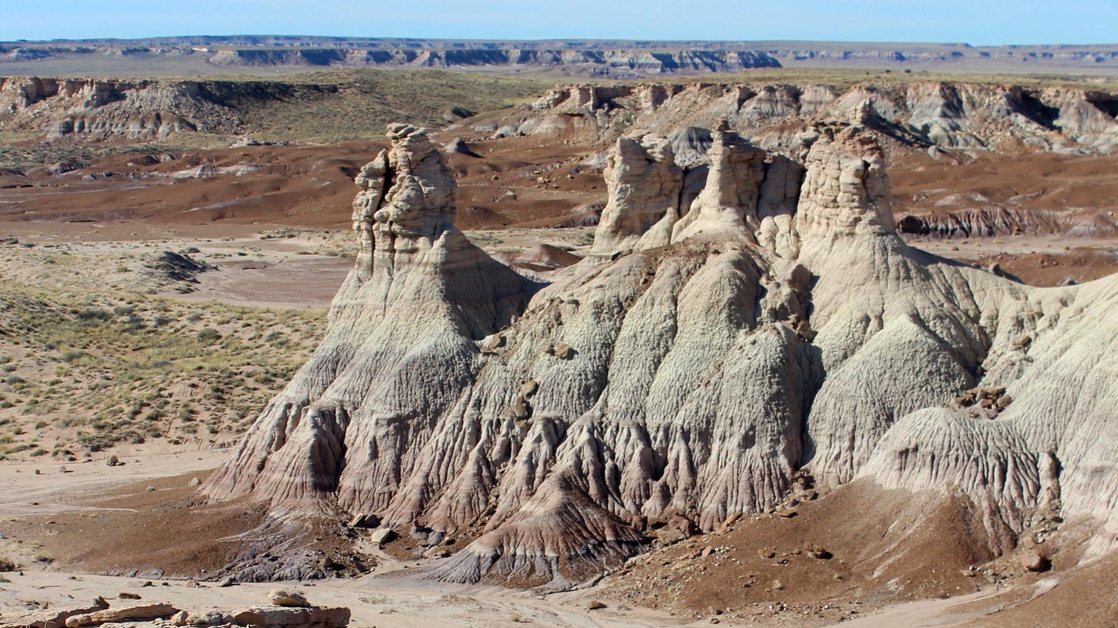 Hoodoos, towers, and monuments at Blue Mesa