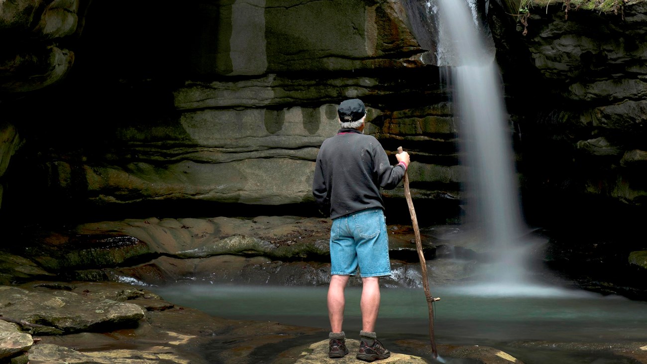 Thunder Canyon Falls, located in a canyon near the Cecil Cove Loop