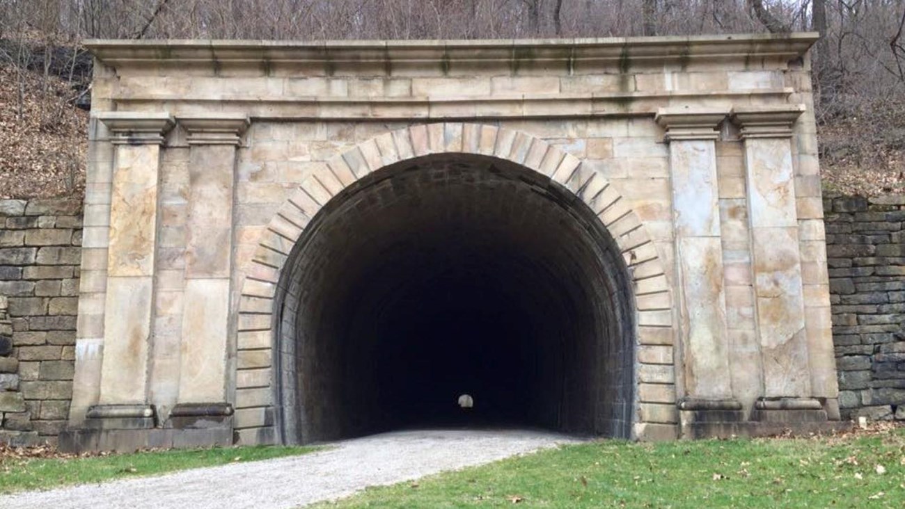 Tunnel
