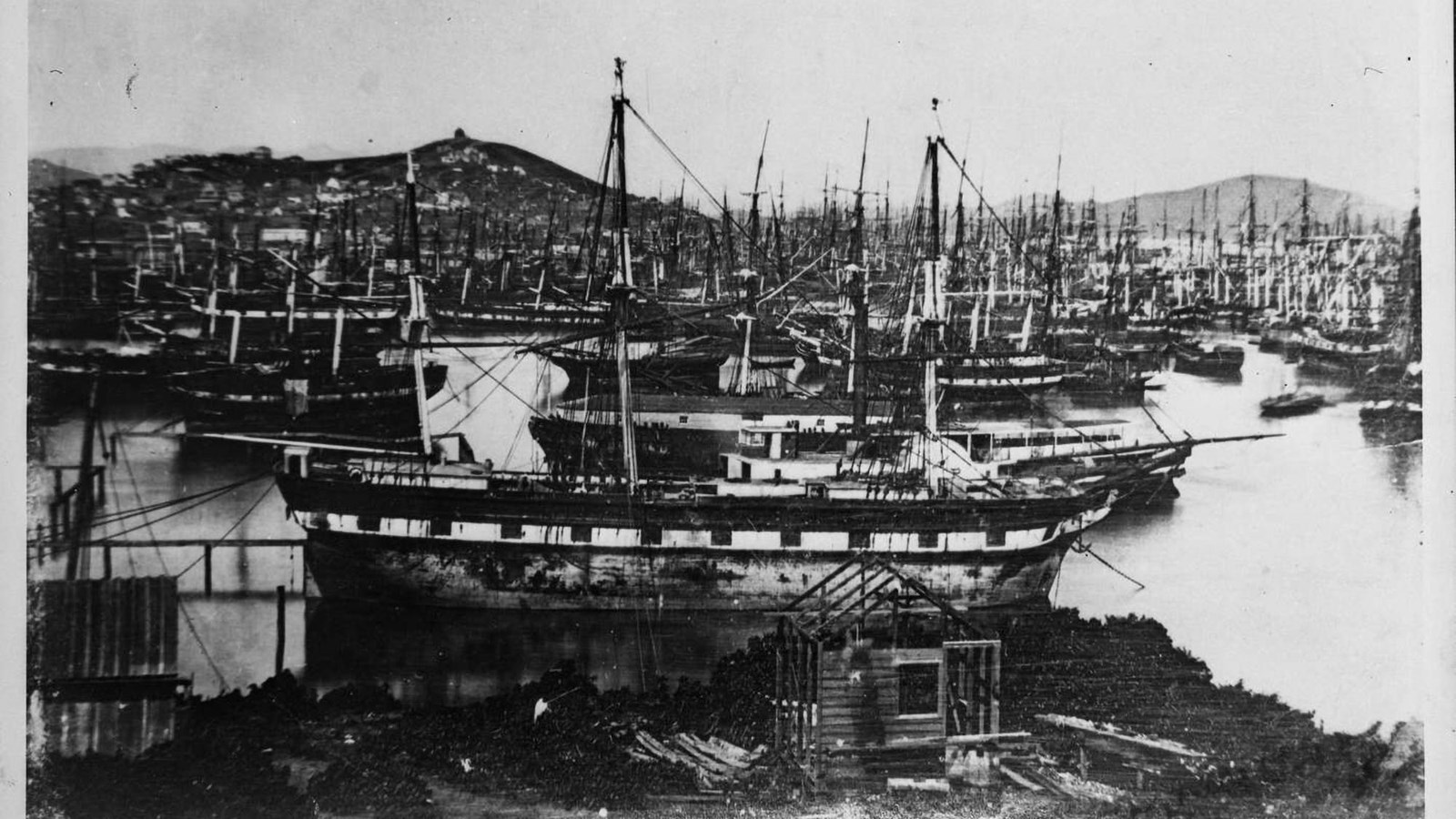 Black and white image of boats in the marina.