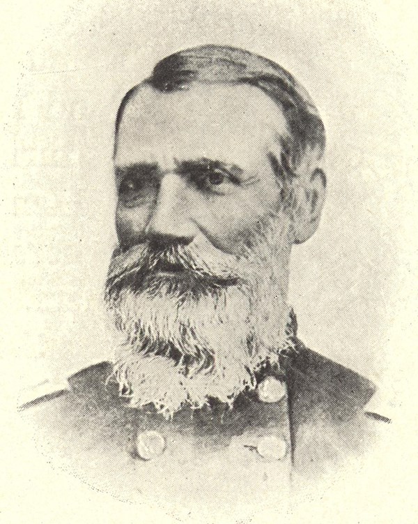 Portrait of a bearded man in uniform