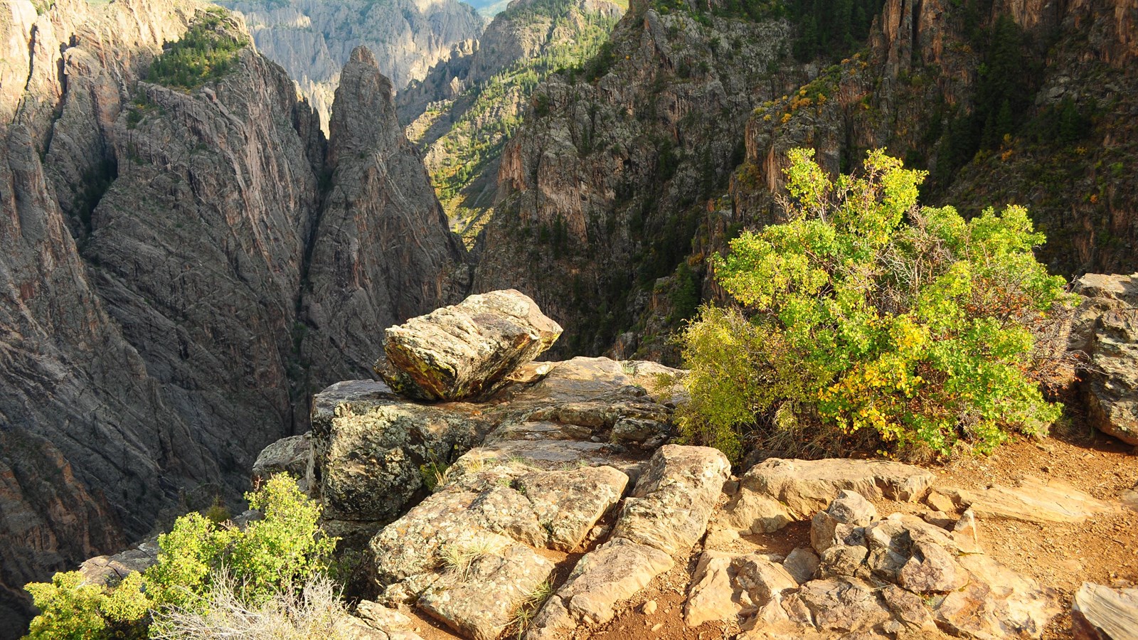 Cross Fissures Overlook