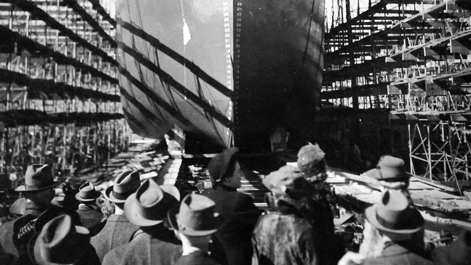 B & W image of the SS Virginia Dare