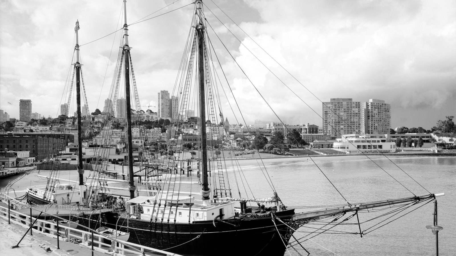 Black and white photo of old schooner ship. 