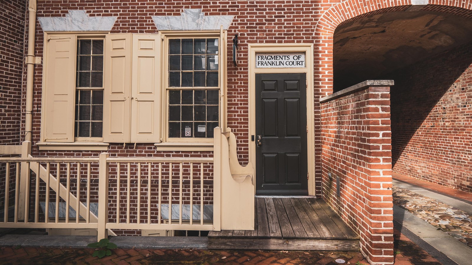 Fragments of Franklin Court Exhibit (U S National Park Service)